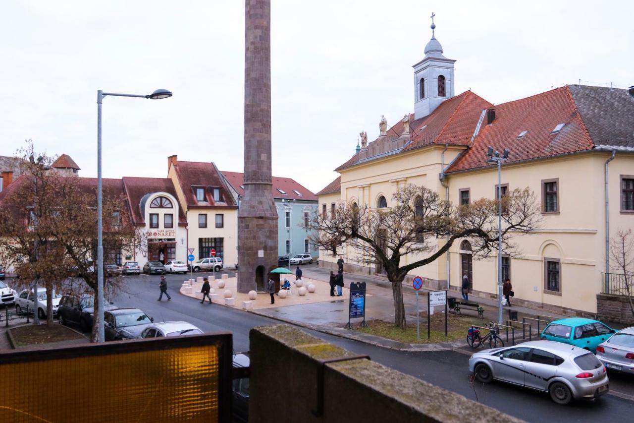 Palace Apartman - Minaret, Eger Exterior foto