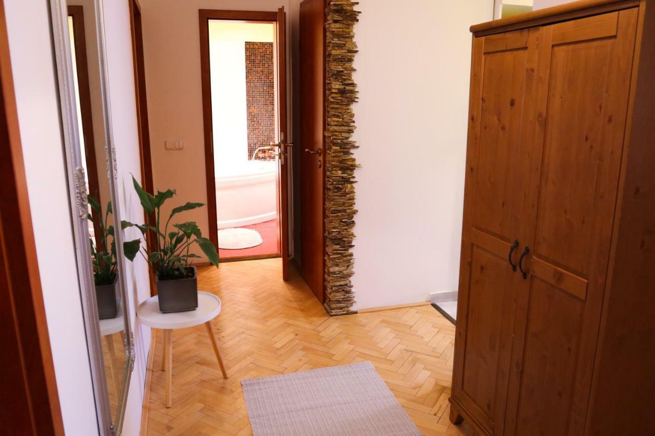 Palace Apartman - Minaret, Eger Exterior foto